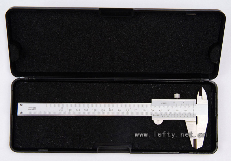 0—150-0.05mm左手游标卡尺（包装）.jpg